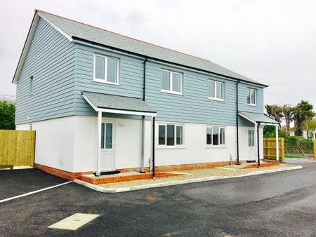 Long Rock, Penzance, TR20 - Photo 5