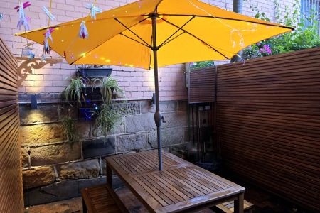 Charming Fully Furnished Two-Bedroom Garden Terrace in Quiet and Private Location - Photo 4