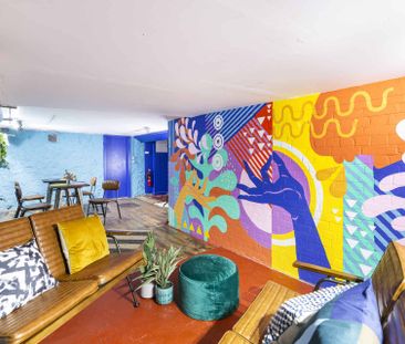 Silver Studio - Photo 1