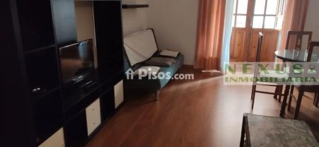 Apartamento en alquiler en Casco Antiguo - Photo 3