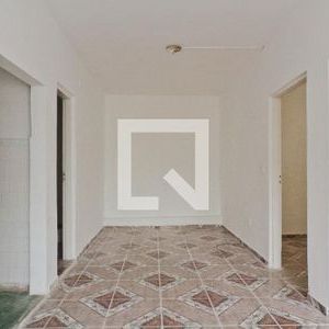 Casa para alugar com 95m², 2 quartos e sem vaga - Foto 1