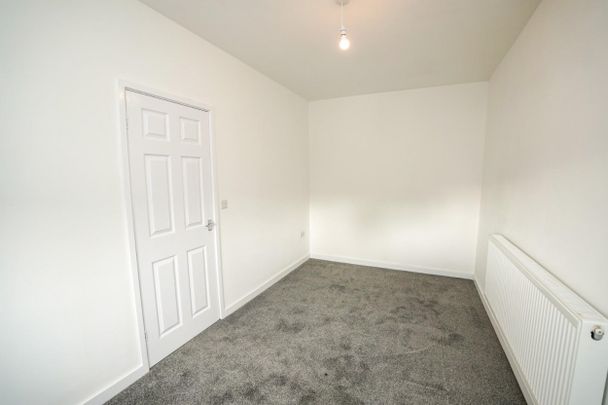 1 bed Apartment for Rent - Photo 1
