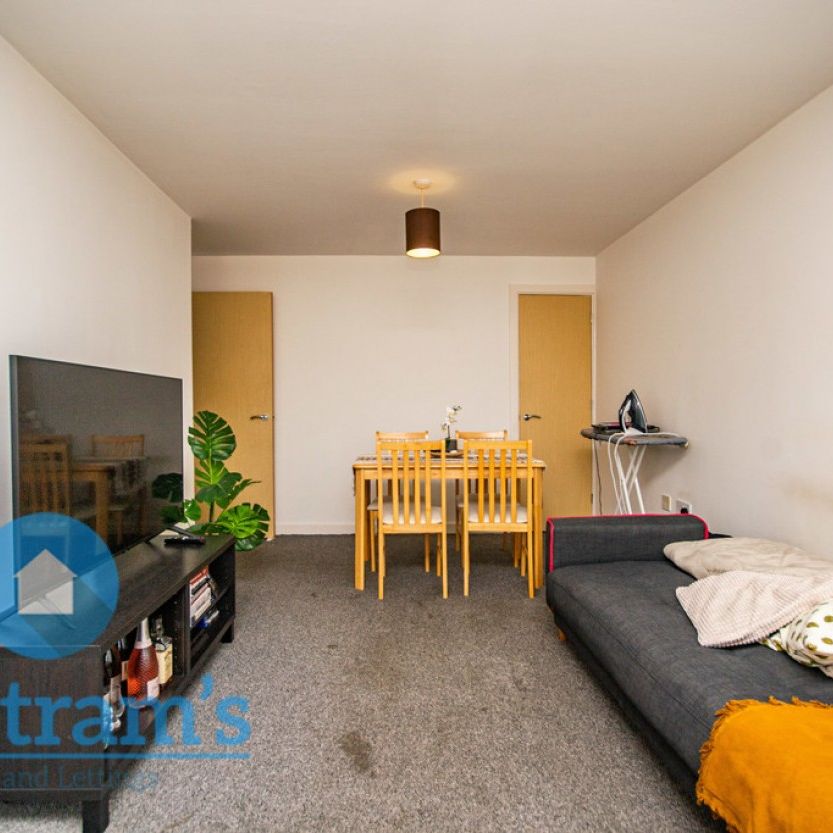 1 bed Apartment for Rent - Photo 1