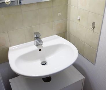 Location Appartement 1 pièce 18m² SEYSSINET PARISET 38170 - Photo 2