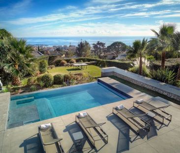 Hauteurs de Cannes – Villa contemporaine vue mer exceptionnelle – 4... - Photo 1