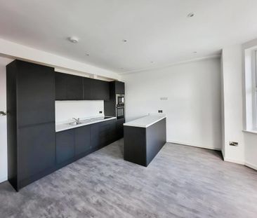 3 bedroom flat to rent - Photo 1
