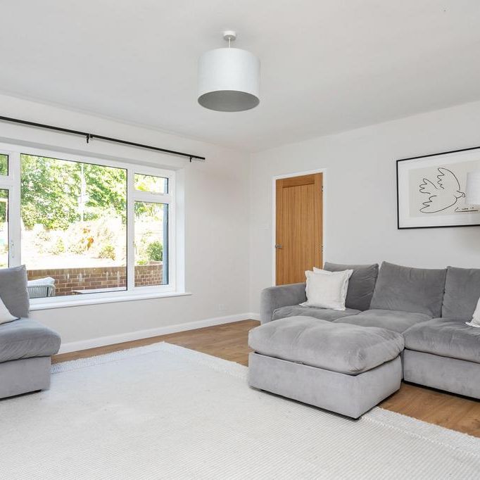 4 bedroom semi-detached house to rent - Photo 1