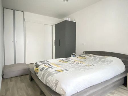 Location appartement 2 pièces - 43m² à La roche-sur-yon (85000) - Photo 3