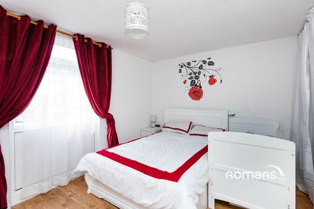 Wrekin Close, Basingstoke, Hampshire, RG22 - Photo 2