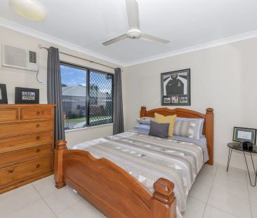 Classy Home with Shed & Pool in Quiet Street! - Photo 3