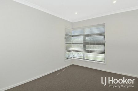 Contemporary Comfort in the Heart of Yarrabilba - Photo 5