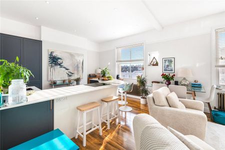 3 bedroom maisonette to rent - Photo 4