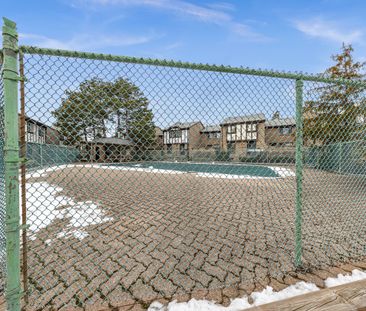 For Lease - 150 Burrows Hall Boulevard, Toronto, Ontario - Photo 2