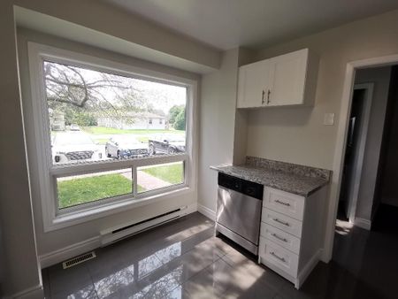 For Lease - 550 Second Street Unit# 5, London East, Ontario - Photo 2