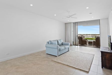 Unit 405/11 Aqua Street, - Photo 3