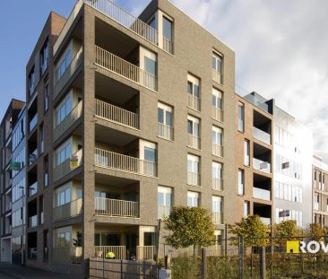 Prachtig afgewerkt en lichtrijk appartement op 2e verdieping met pr... - Photo 5