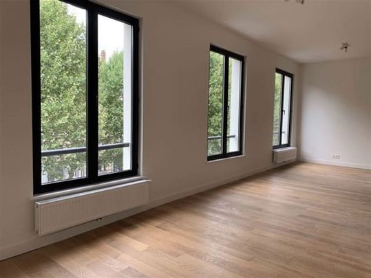 Appartement te huur - Photo 1