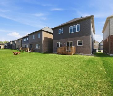For Lease - 19 Tooker Drive, Brantford, Ontario - Photo 6