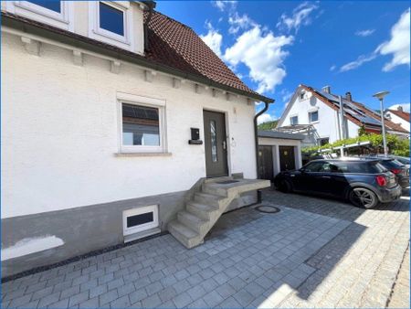 Erstbezug - Neuwertige 1,5 Zi.-Wohnung im Gartengeschoss mit Zugang zum Garten und PKW-Stellplatz! - Photo 4