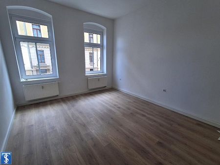 Neu renovierte 4-Zimmer-Wohnung mit Balkon am Stadtrand von Plauen! - Photo 3