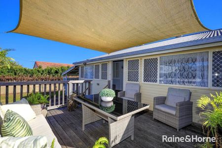 Lovely Family Home - Photo 5