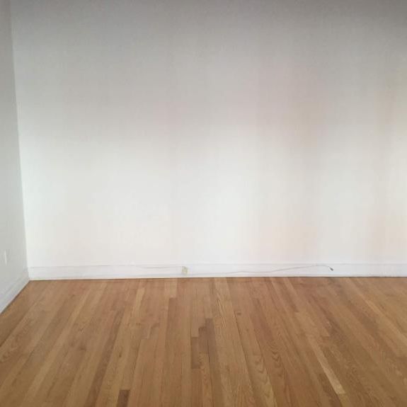 1 CH - 1 SDB - Côte Saint-Luc - $1,125 /mo - Photo 1