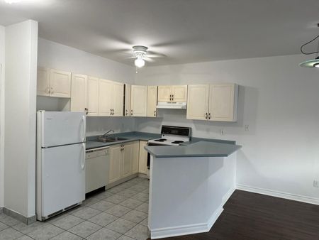 For Lease - 400 York Boulevard Unit# 103, Hamilton, Ontario - Photo 4