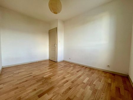 Location Appartement 3 pièces 47m² NANTES 44000 - Photo 3