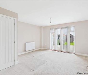 2 bedroom property to rent in Aylesbury - Photo 1