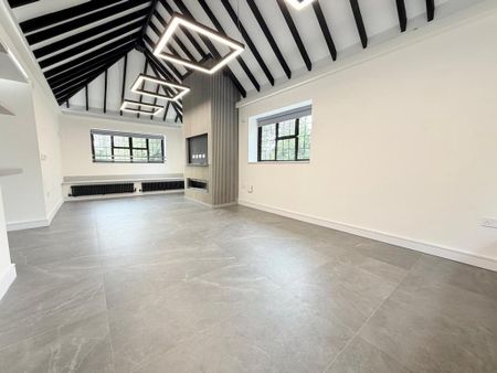 3 bedroom flat to rent - Photo 3