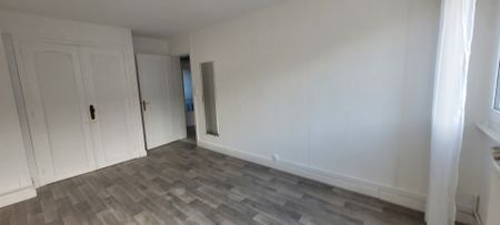 Location Appartement 3 pièces 72m² ST OMER 62500 - Photo 3