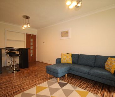 Upper Edgeborough Road, Guildford, Surrey, GU1 2BQ - Photo 1