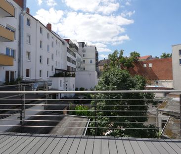 Tolles City-Apartment mit großem Süd-Balkon und Internet direkt an ... - Foto 2