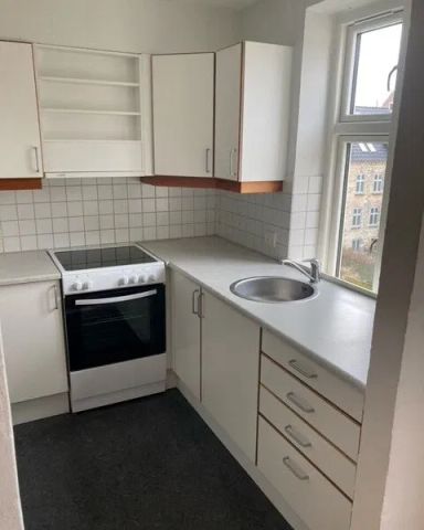 Lys og indbydende lejlighed i Aalborg Centrum - Photo 2