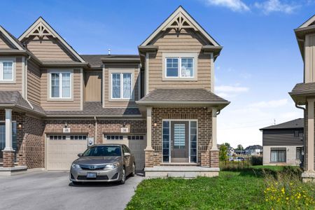 For Lease - 36 Sunflower Place, Welland, Ontario - Photo 2