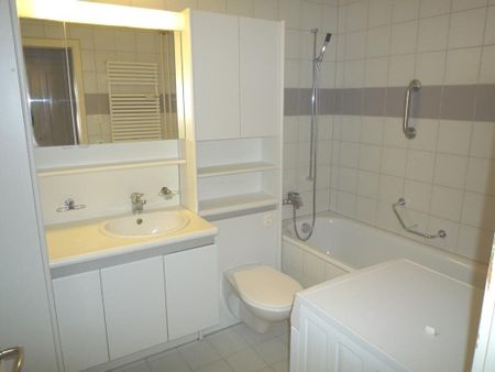 Stadtnahe 4-ZW à 95 m² im 4. OG mit Balkon - Photo 3