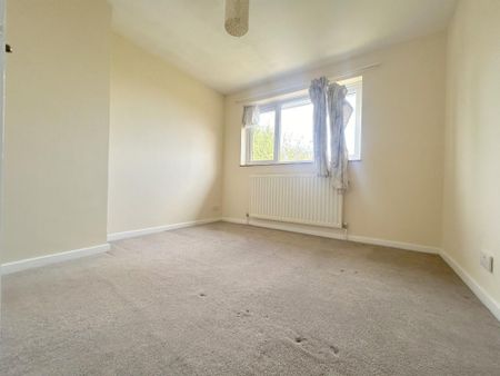 3 bedroom detached house to rent - Photo 4