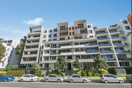 ***Arncliffe Luxury 1-Bed with Pool, Sauna, Study & Private Entertainer's Deck *** - Photo 5