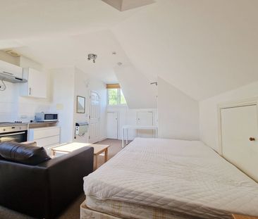 Studio Flat, Clapham Road, SW9 - Photo 1