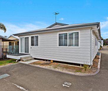 Effortless Living&comma; Opposite Kurnell Beach - Photo 4