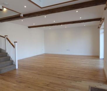 Muston Farm, Piddlehinton - Photo 1