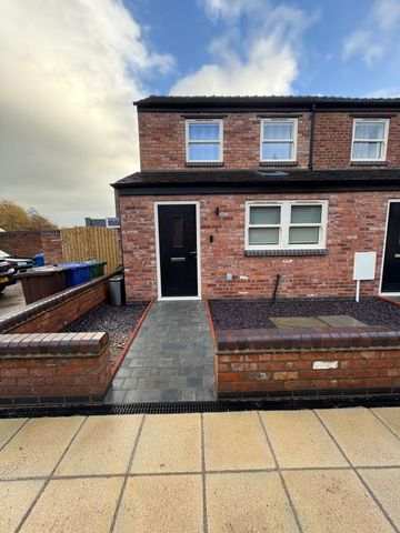 2 bed New Build Maisonette - Photo 2