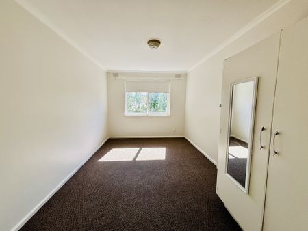 7/18 Dunoon Street, Murrumbeena VIC 3163 - Apartment For Rent | Domain - Photo 2