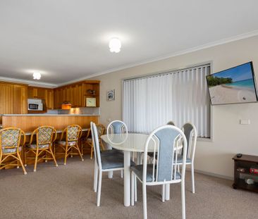 1/378 Beach Road, Batehaven, NSW 2536 - Photo 2