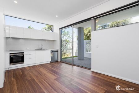 4/24 Sussex Street, Nollamara WA 6061 - Photo 2