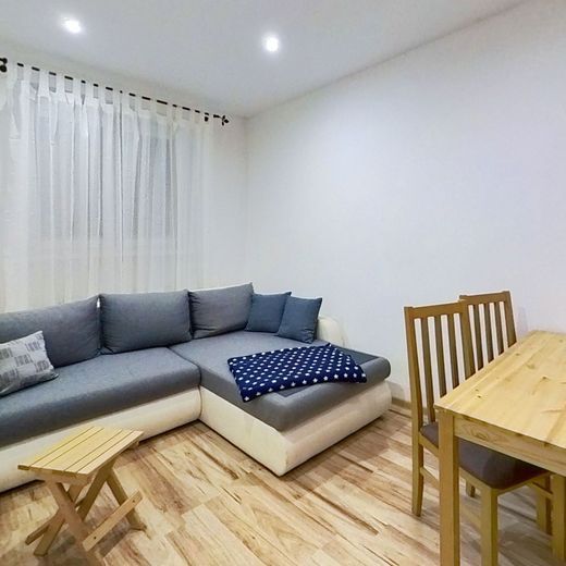 PRENÁJOM: Kompaktný a moderne zariadený 2-izbový byt v Prešove. - Fotografia 1