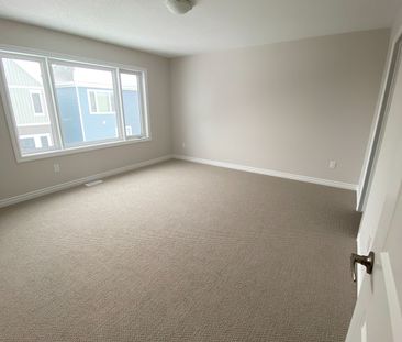 For Lease - 1840 Haiku Street, Barrhaven, Ontario - Photo 6