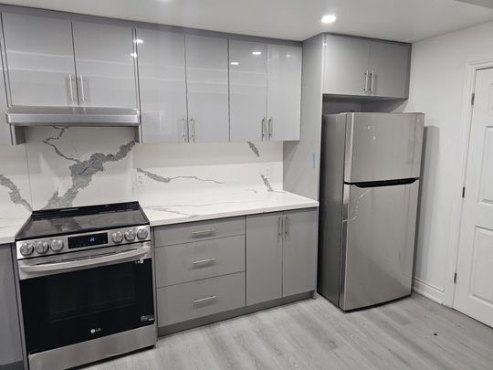 For Lease - 7590 Saint Barbara Boulevard, Mississauga, Ontario - Photo 1