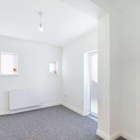 Jersey Road, Milton Keynes, MK12 - Photo 4