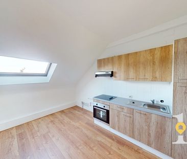 Location Appartement 5 pièces 103m² STIRING WENDEL 57350 - Photo 1